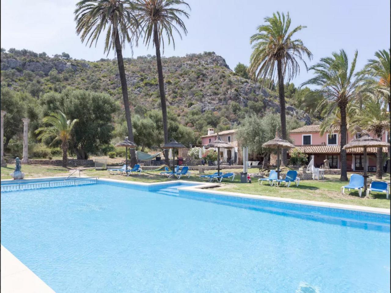 Apartament Puerto De Pollensa And Apartments, With Private Mountain Ideal For Runners, Trailers,near Approximately 5 Minutes Walking, Unique Experience In A Ullal Old Typical Mallorca House With Private Mountain And Near To The Beac *